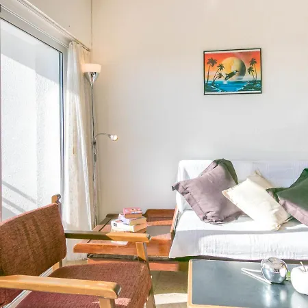 Apartment Holiday Center-4